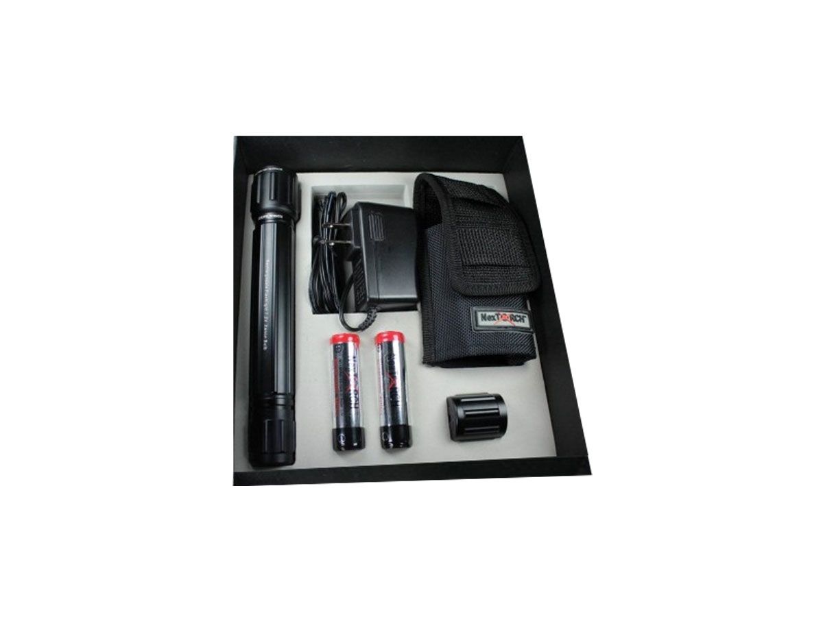 Nextorch RT7 akumulatorowa 90 Lumens Xenon Latarka