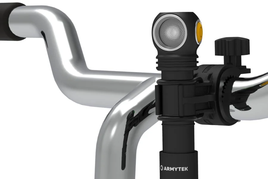 Latarka Armytek Wizard C2 Pro MAX Magnet USB/PCB White - widok 2