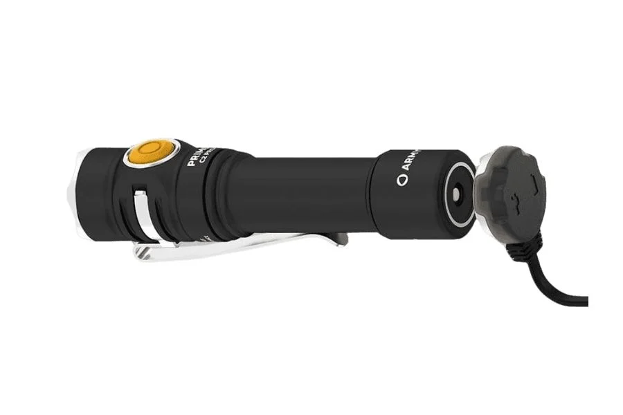 Latarka EDC Armytek Prime C2 Pro Magnet USB White - widok 3