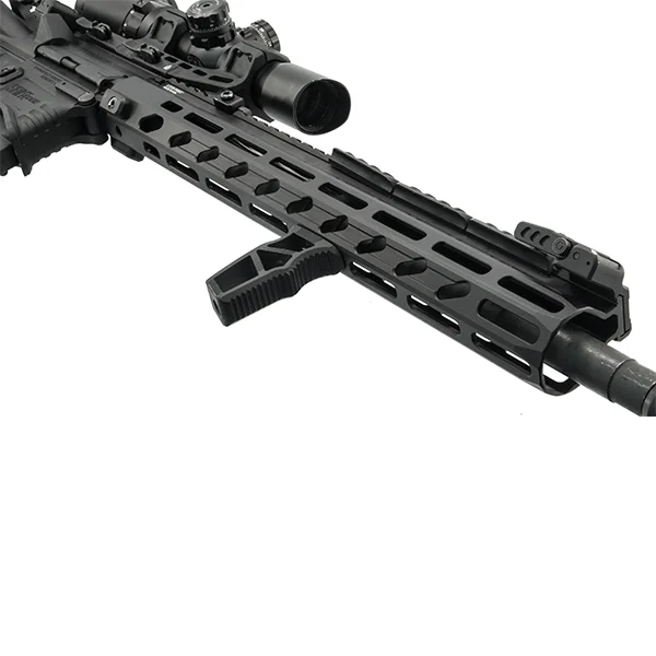 Chwyt przedni Leapers UTG Super Slim M-LOK czarny (MT-FGM01X)