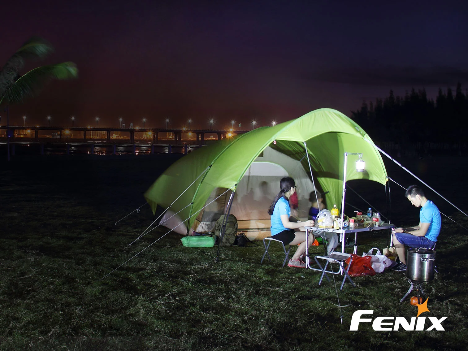 Latarka kempingowa Fenix CL30R  (CL30R black) - widok 6