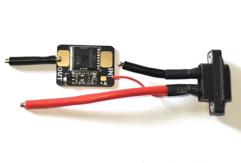 Filtr przeciwiskrowy iFlight Anti-Spark Filter 25x18mm