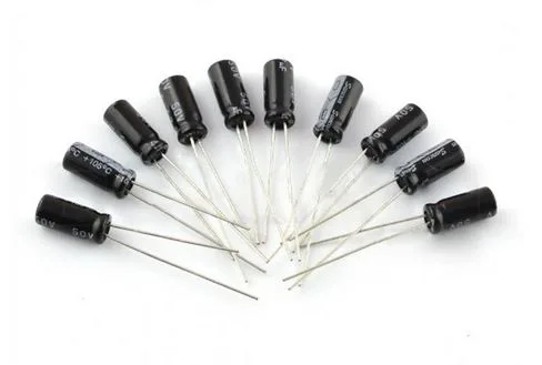 Kondensator elektrolityczny 330uF/35V 105C THT - 1szt