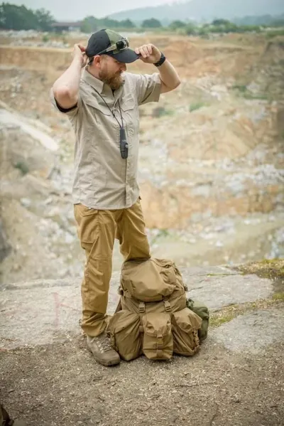 Koszula Helikon DEFENDER Mk2 short sleeve PolyCotton Ripstop Czarny-Black (KO-DS2-PR-01) HELIKON-TEX - widok 7