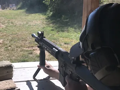 Bipod Leapers składany D-Grip Ambi (MNT-DG02Q) - widok 8