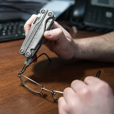 Multitool Leatherman CHARGE Plus TTI Titanium - 19 narzędzi   (832528) - widok 7