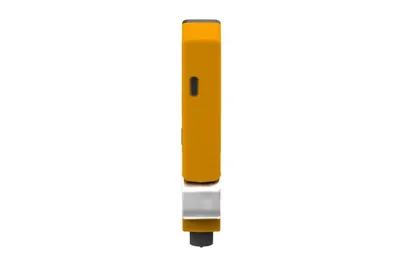 Alkomat wielofunkcyjny Alcovisor Titan z czytelnym monochromatycznym wyświetlaczem OLED o przekątnej 0,98 cala, prezentującym pomiary stężenia alkoholu w wydychanym powietrzu od 0,00 do 4,