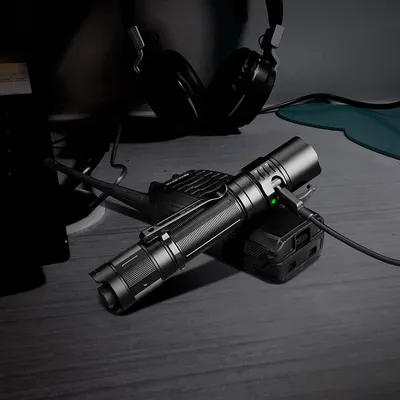 Latarka diodowa Fenix PD35R - widok 8
