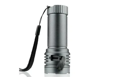 Latarka ręczna EDC EverActive FL-3300R Luminator - widok 5