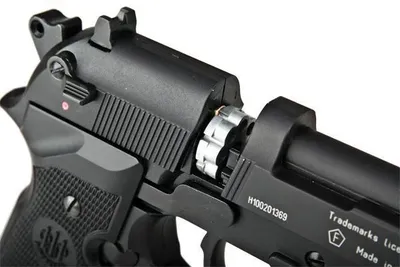 Pistolet wiatrówka BERETTA 92 FS 4,5 mm Diabolo gwint 8-strzał. CO2 (419.00.00)