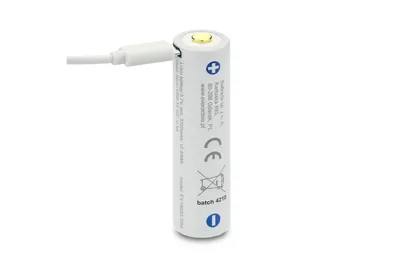 Akumulator EverActive 18650 3500mAh micro USB - widok 4