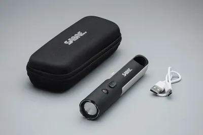 Paralizator z latarką SABRE GS1014 - zestaw z pokrowcem - widok 2
