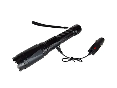 Latarka z paralizatorem GUARD Tornado X4 Strobo + focus + zbijak szyb + 2 ładowarki 230V/Car (YC-X4) - widok 4
