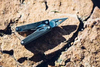 Multitool Leatherman CHARGE Plus Black - Stainless - 19 narzędzi   (832516) - widok 8