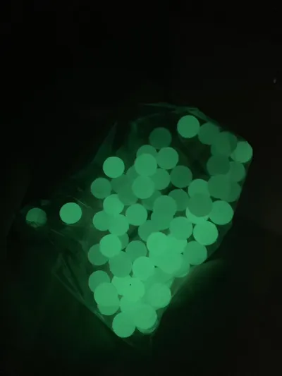 Kule gumowe fluorescencyjne do rewolweru HDR i pistoletu HDP, 12,7mm, 100 szt., Guard Power kal.50, stabilny tor lotu na średnie odległości, właściwości fluorescencyjne pozwalają na wykorzyst